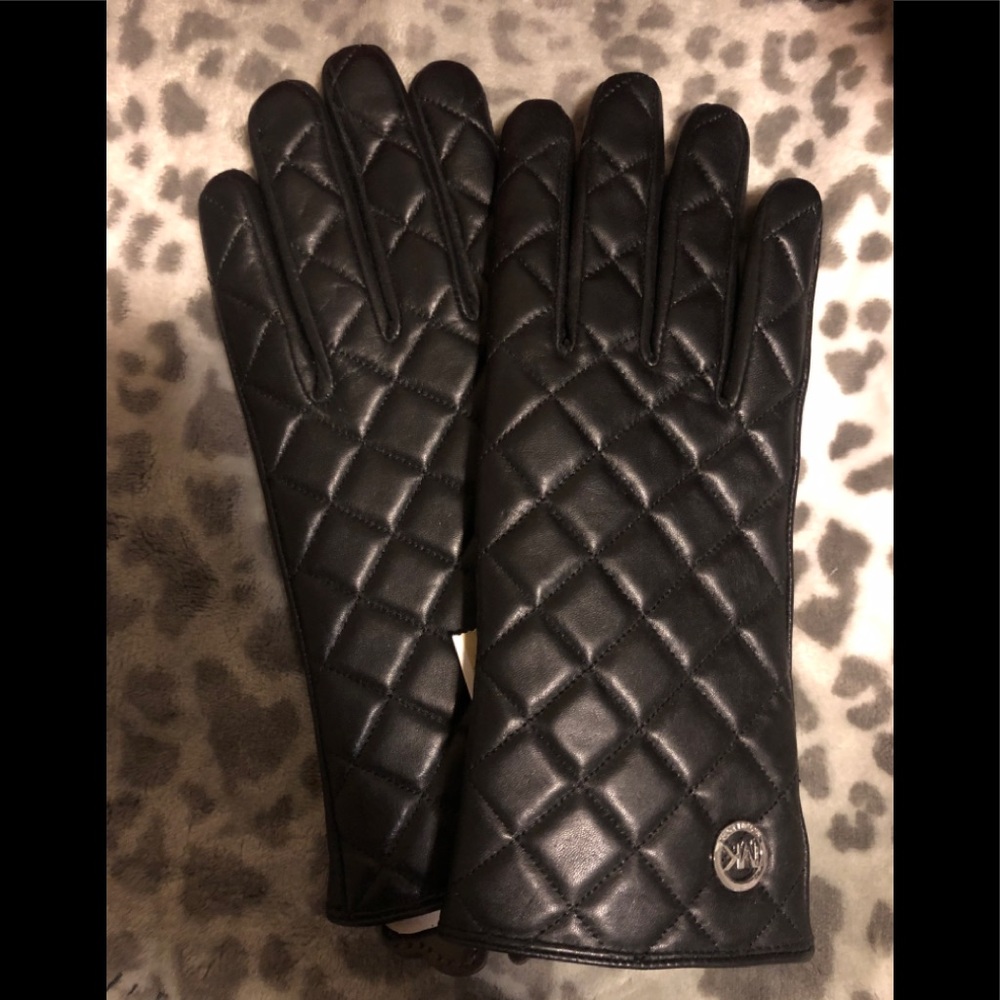 NWT!  Michael Kors Leather Gloves